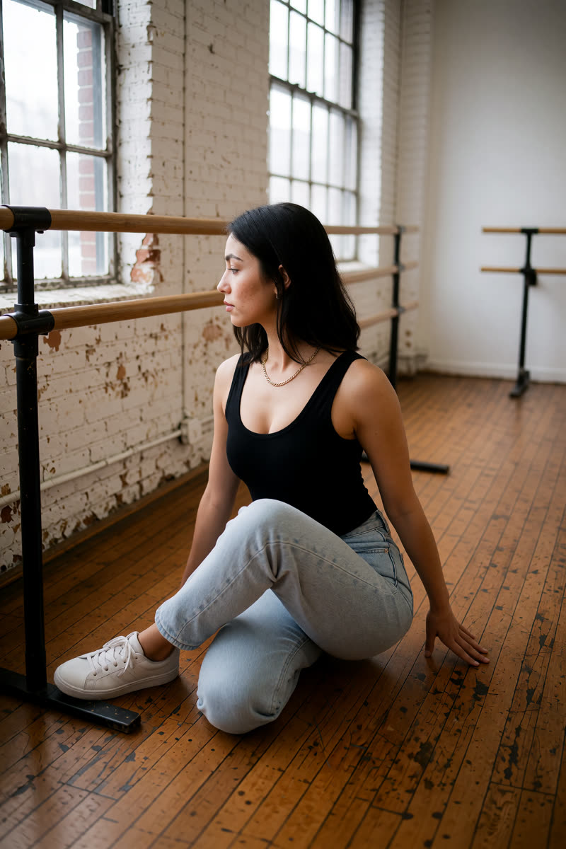 Seated spinal twist, Krea v1.2
