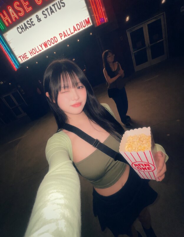 Palladium selfie &mdash; BloomGirls